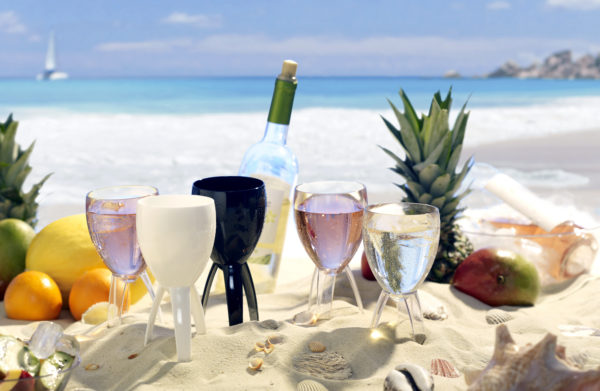 calici e bicchieri per spiagge